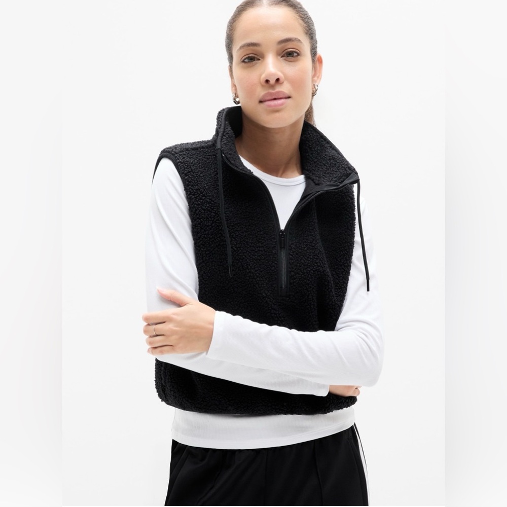 Athleta In The Clouds Vest